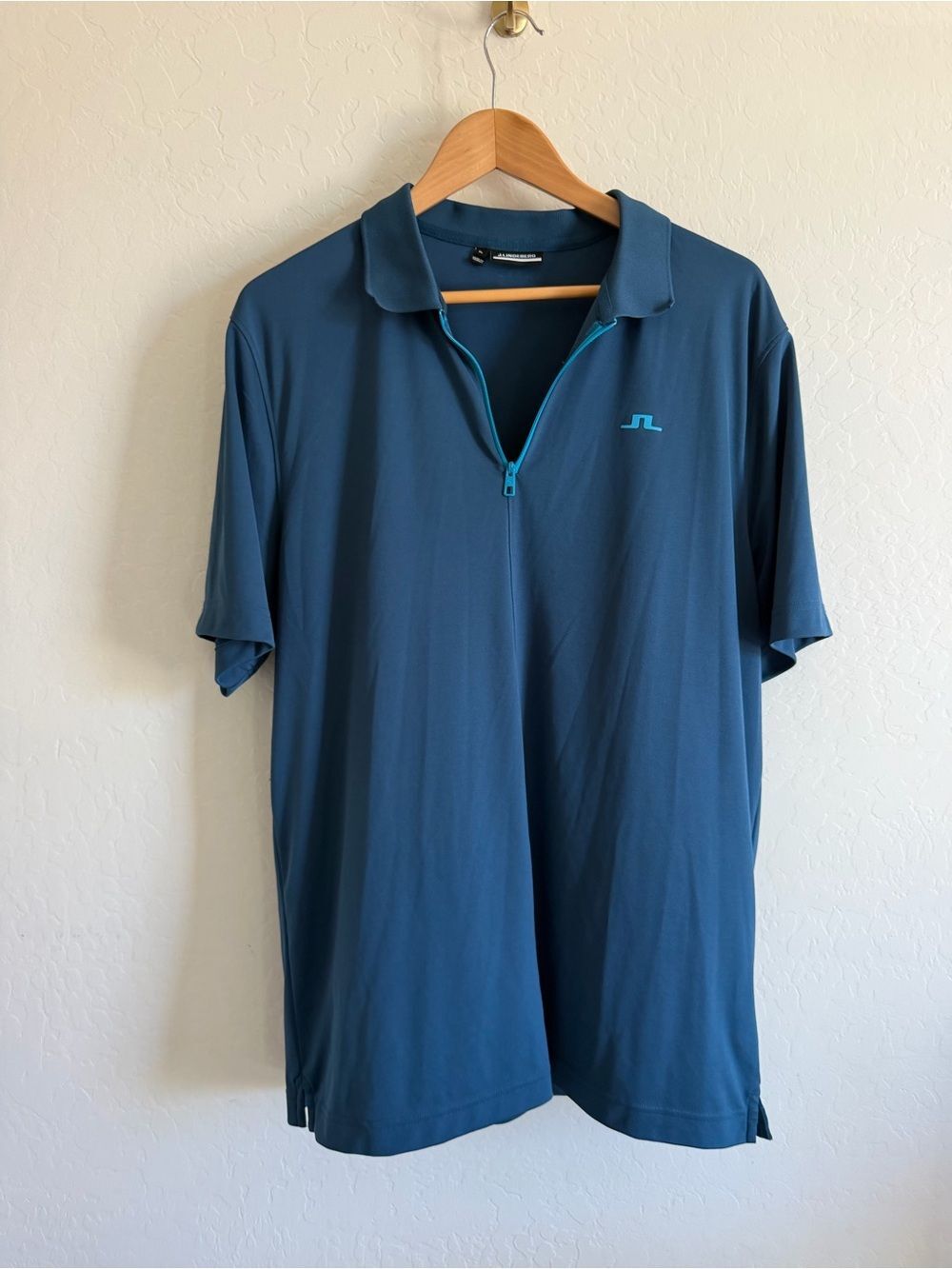 J.Lindeberg Men’s Blue Quarter-Zip Short Sleeve Golf Polo Shirt - XL